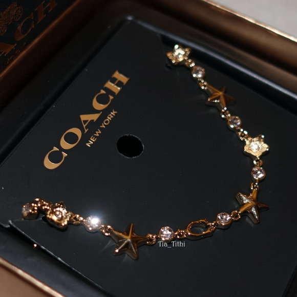 Coach Flower Star Necklace - Picture 3 of 4